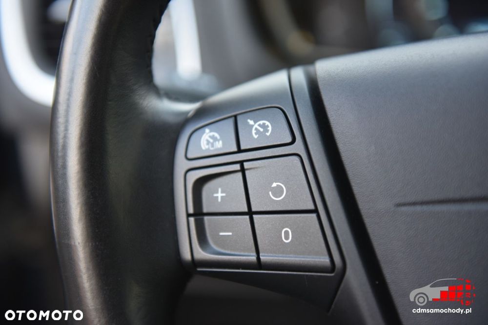 Volvo V40 - 21