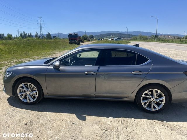 Skoda Superb 2.0 TSI Selection DSG - 6