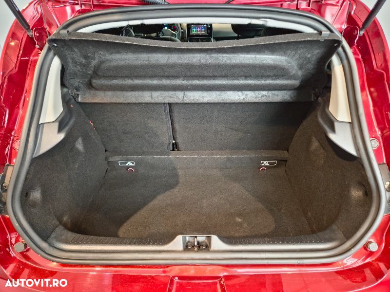 Renault Clio TCe Intens - 22
