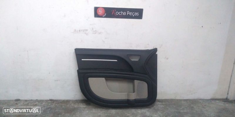 Quartela Frente Esquerda Dodge Journey - 1