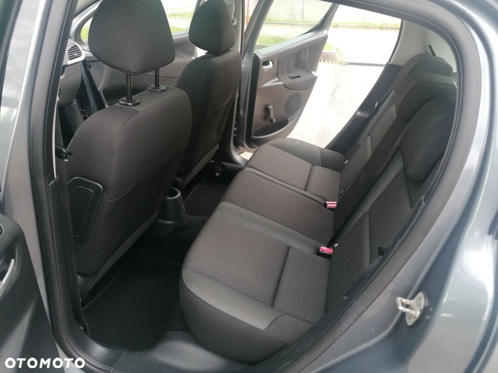 Peugeot 207 1.4 U Move - 21