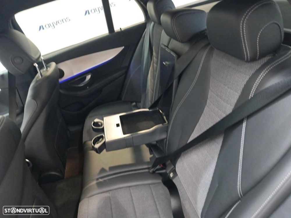 Mercedes-Benz E 300 de Avantgarde - 8