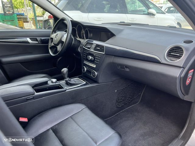 Mercedes-Benz C 200 CDi Avantgarde BE - 12