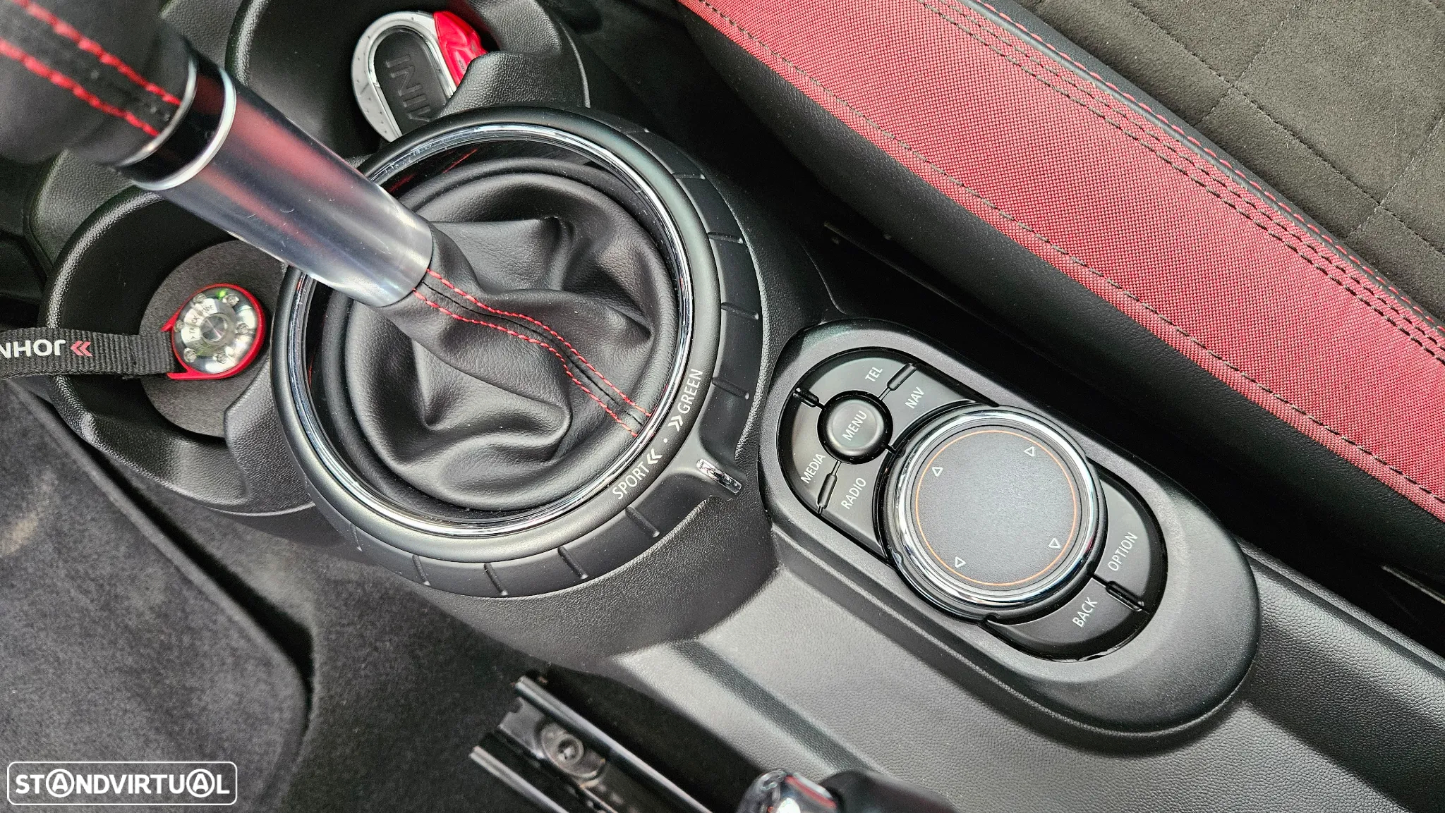 MINI 3 Portas John Cooper Works Auto Desportiva - 16