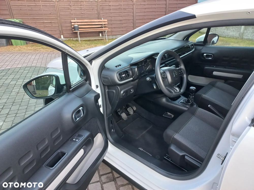 Citroën C3 BlueHDi 100 S&S PLUS - 19