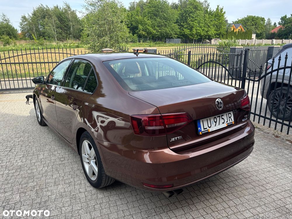 Volkswagen Jetta 1.4 TSI BMT Highline - 14