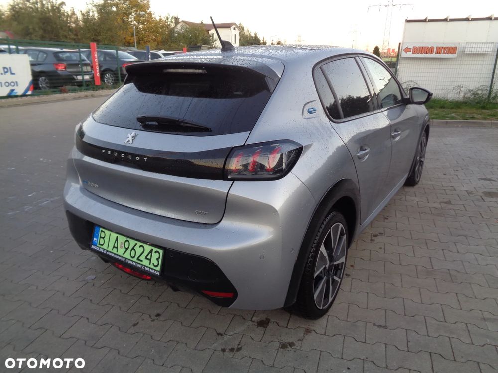 Peugeot 208 50kWh Business - 8
