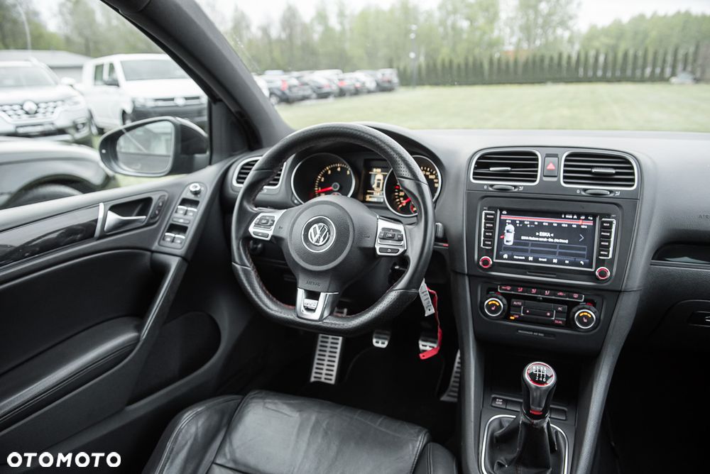 Volkswagen Golf 2.0 GTI - 16