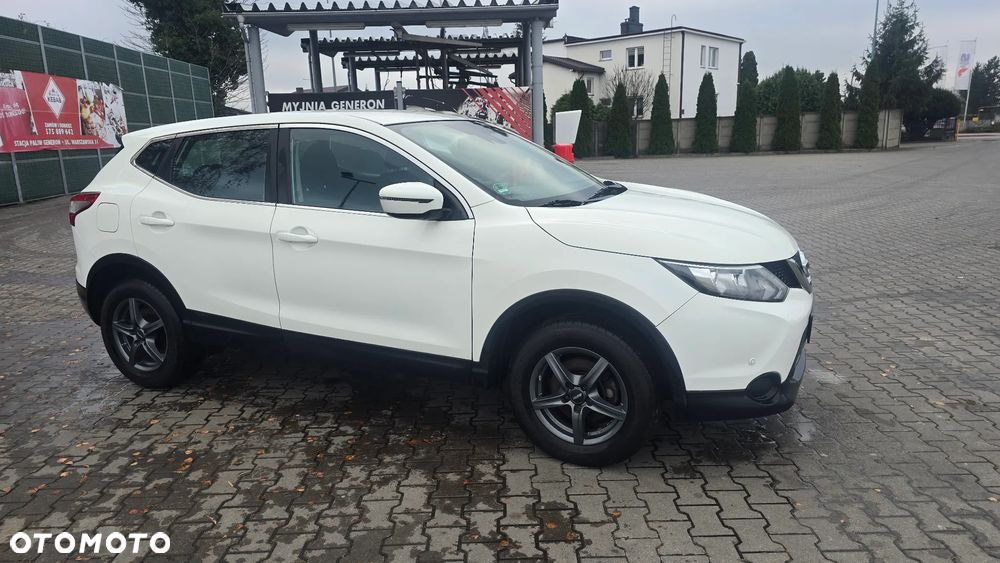 Nissan Qashqai - 12