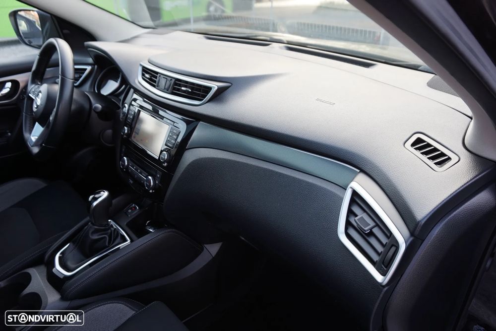 Nissan Qashqai 1.6 dCi Xtronic N-Connecta - 52