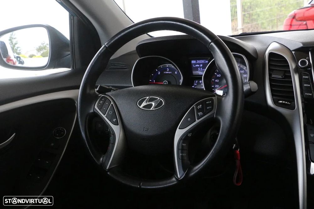 Hyundai i30 - 15