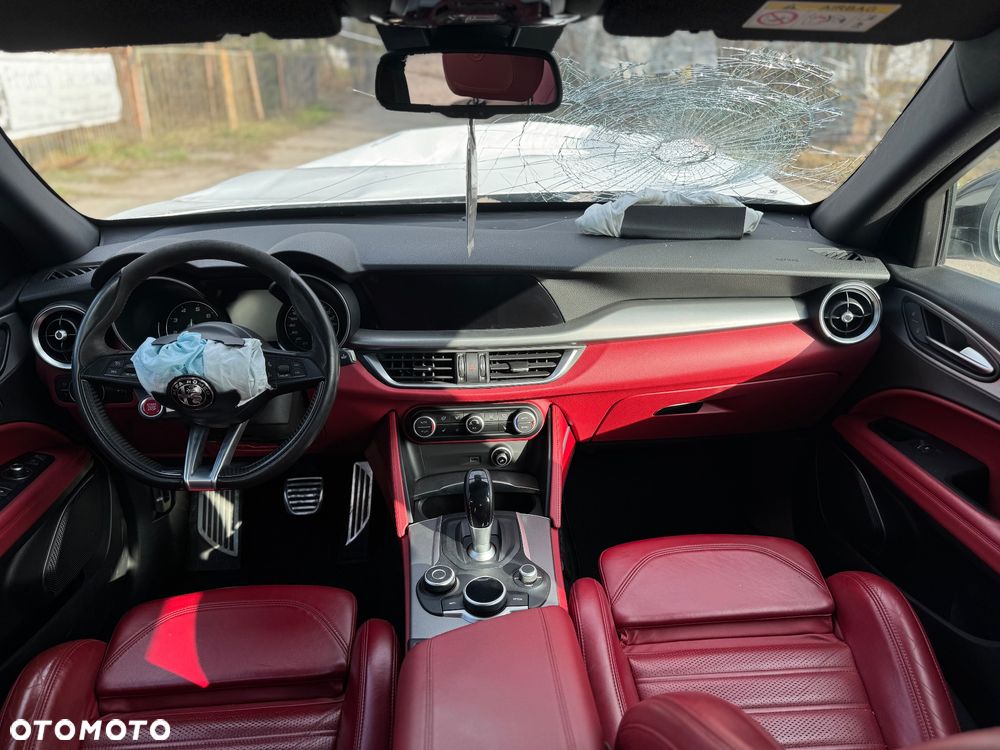 Alfa Romeo Stelvio 2.0 Turbo Veloce Q4 - 23