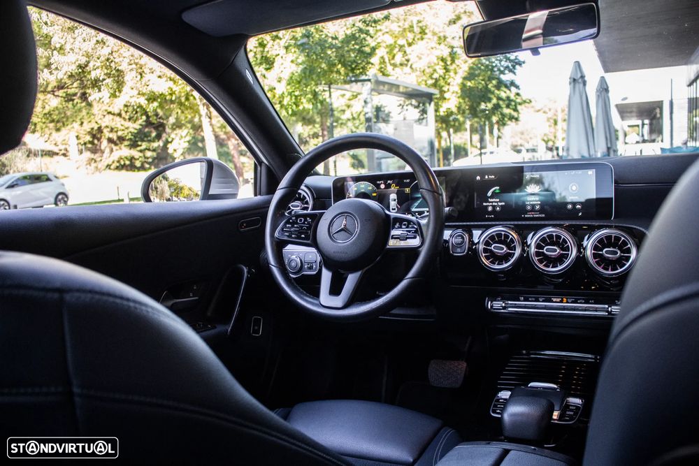 Mercedes-Benz A 180 Limousine d Style Aut. - 33