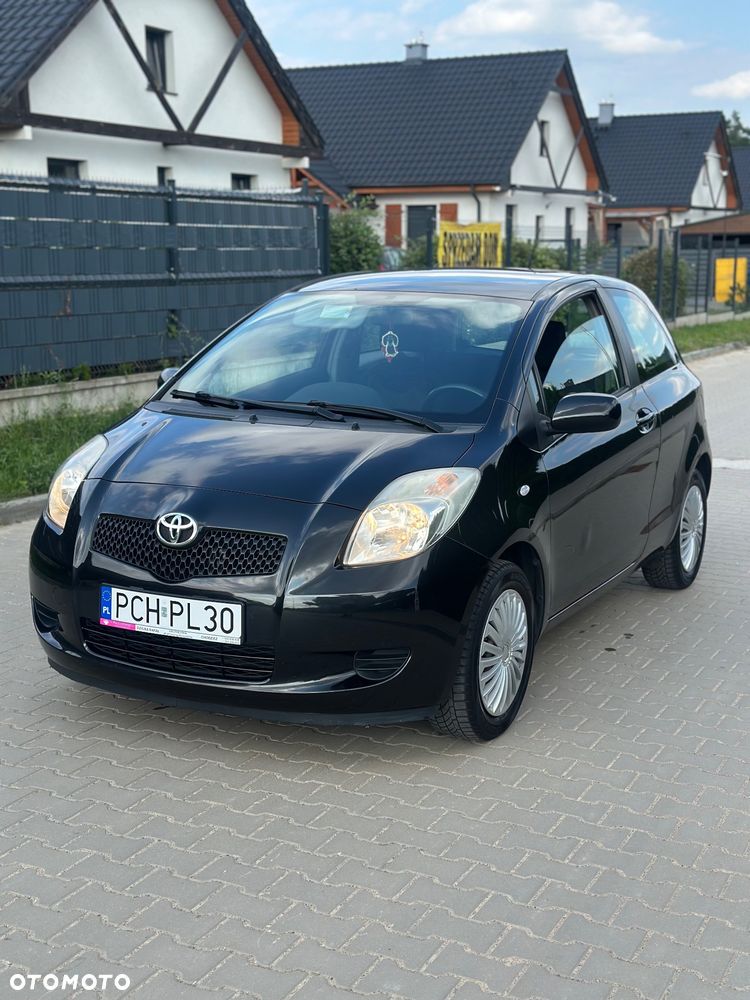 Toyota Yaris 1.0 Luna A/C - 1