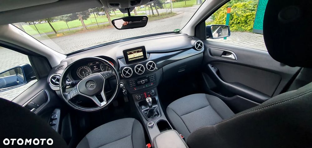 Mercedes-Benz Klasa B 180 (BlueEFFICIENCY) - 7