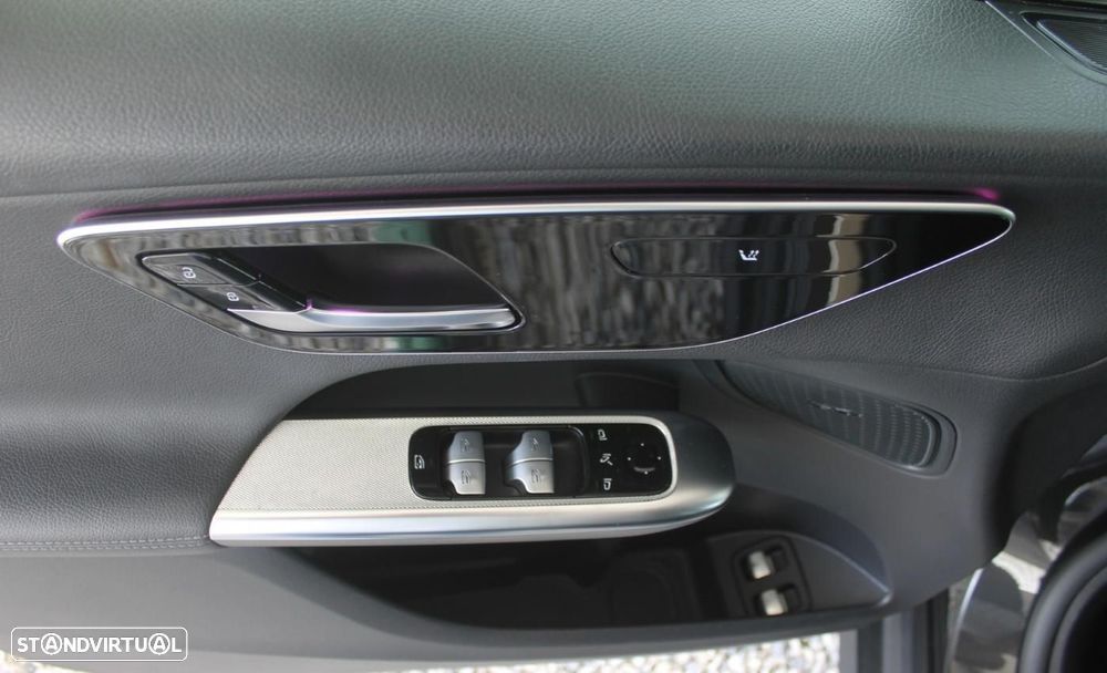 Mercedes-Benz GLC 300 e 4Matic - 56