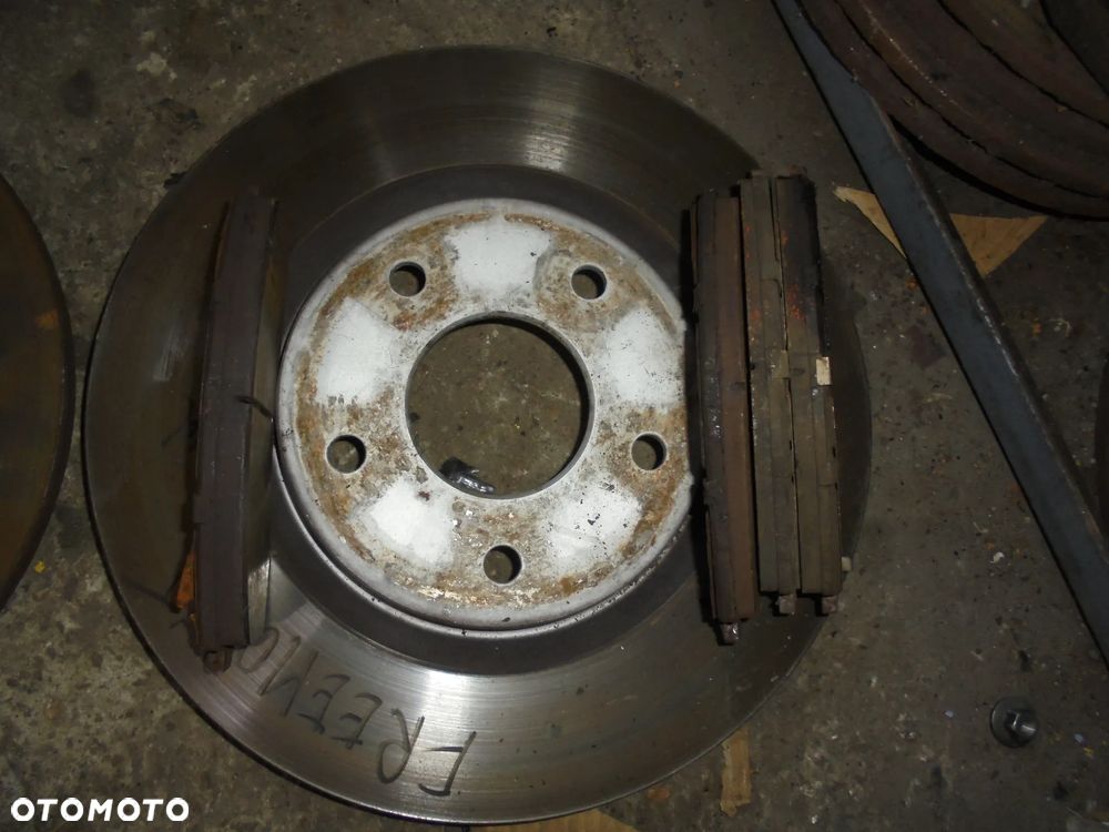 Freemont tarcze hamulcowe klocki - 7