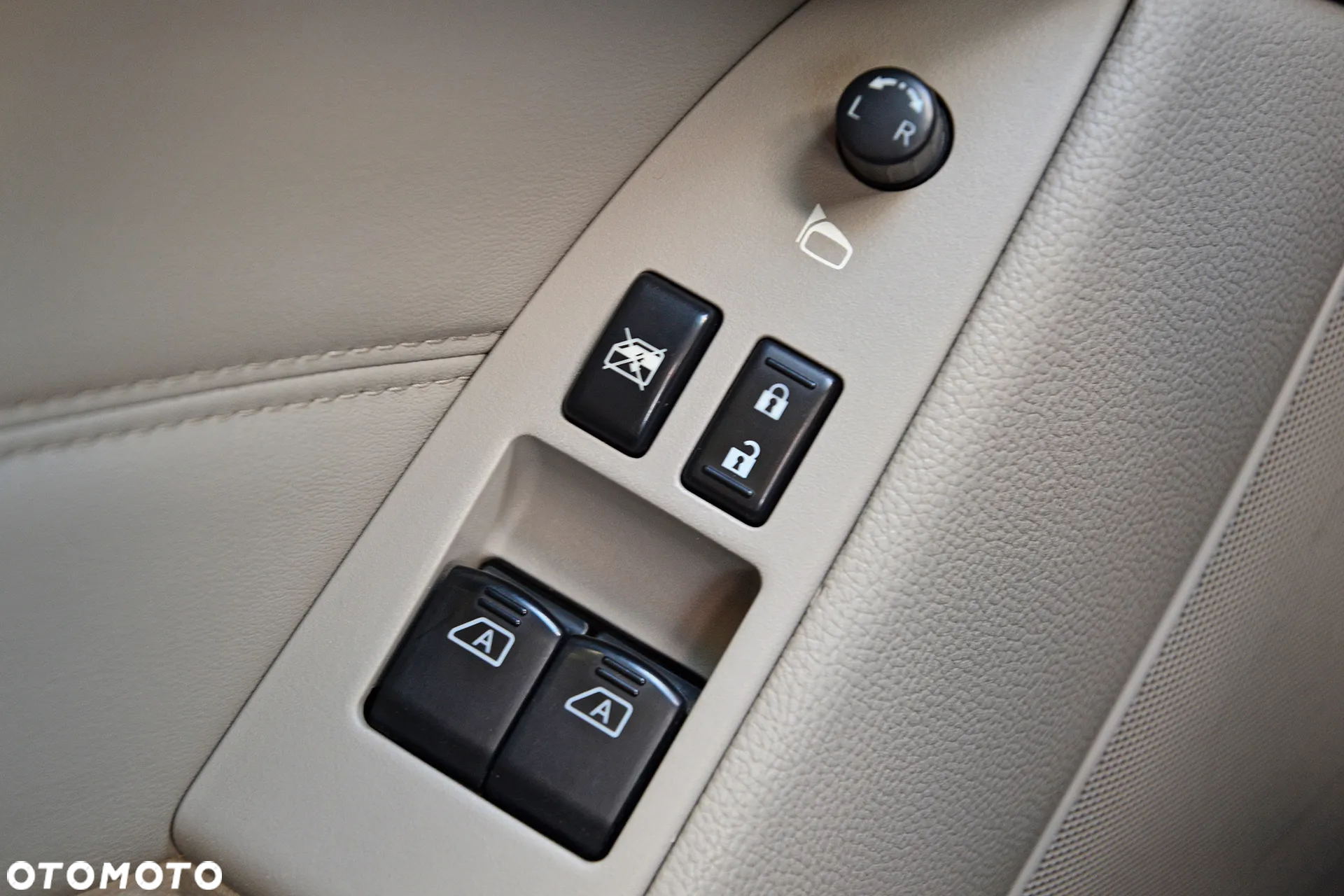 Infiniti G G37 S - 34