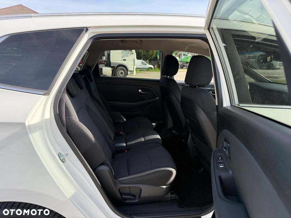 Kia Carens 1.6 GDI Edition 7 - 30