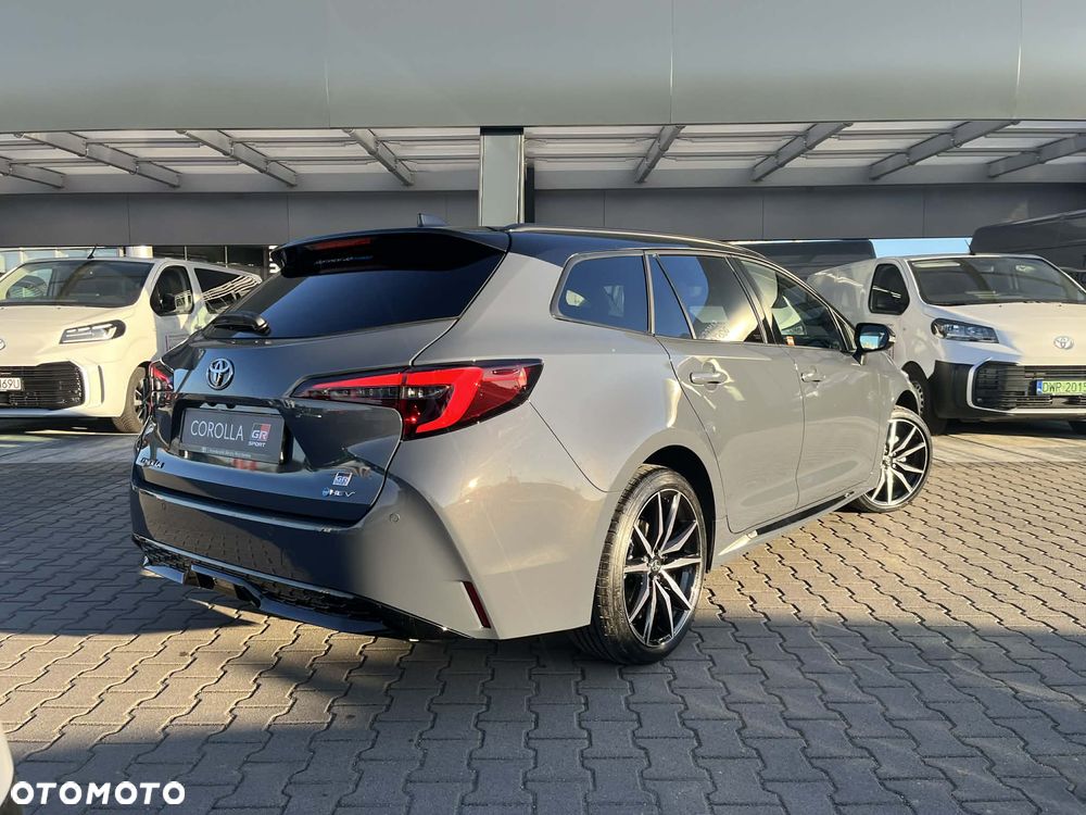 Toyota Corolla 1.8 Hybrid GR Sport - 8