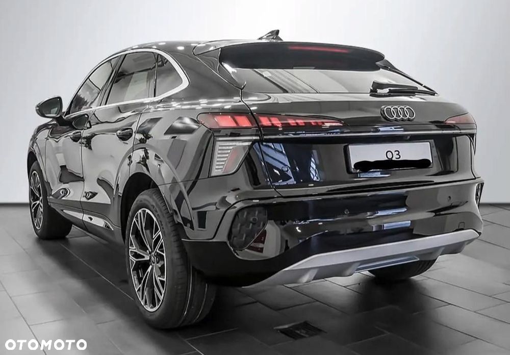 Audi Q3 Sportback - 4
