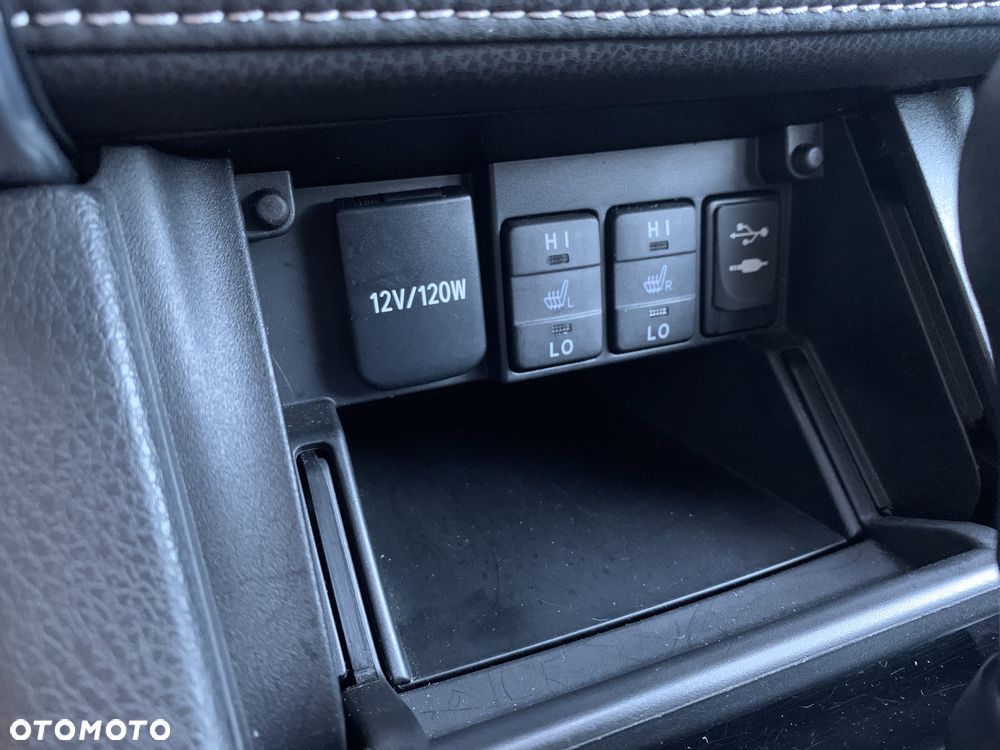 Toyota Corolla - 5