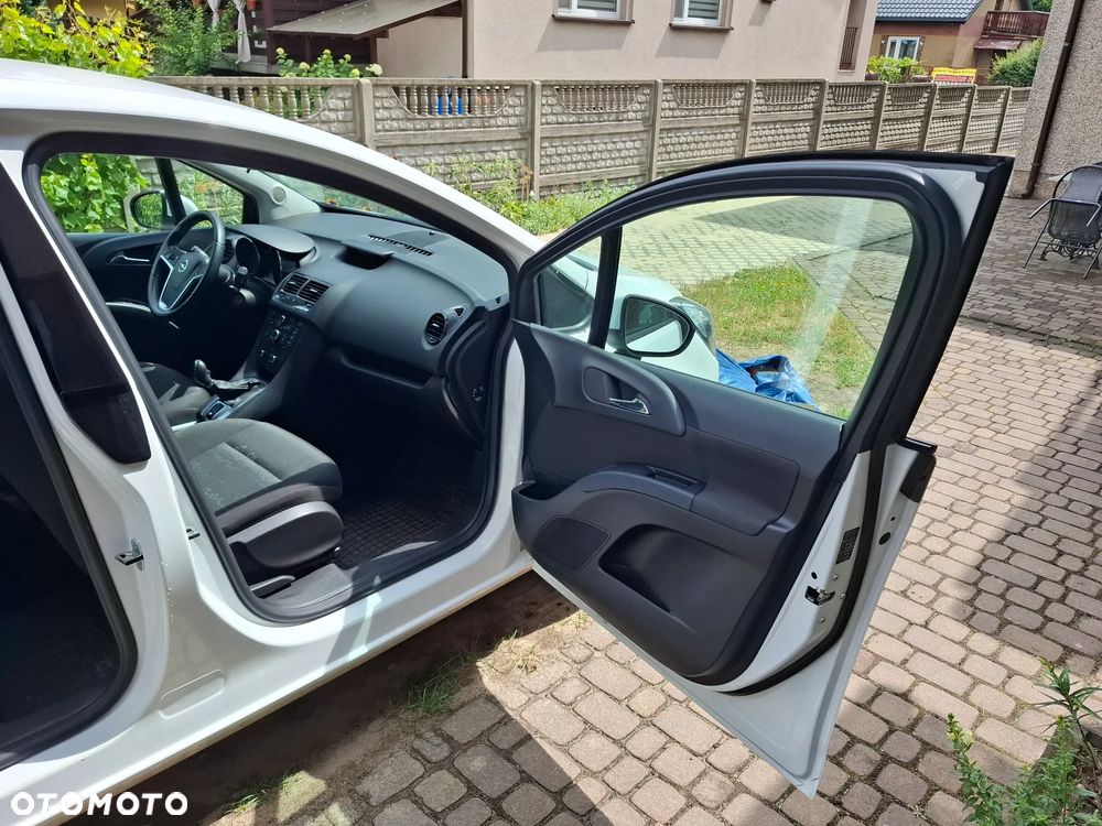 Opel Meriva - 8