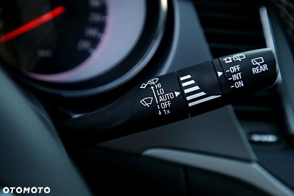 Opel Astra V 1.2 T Edition S&S - 33