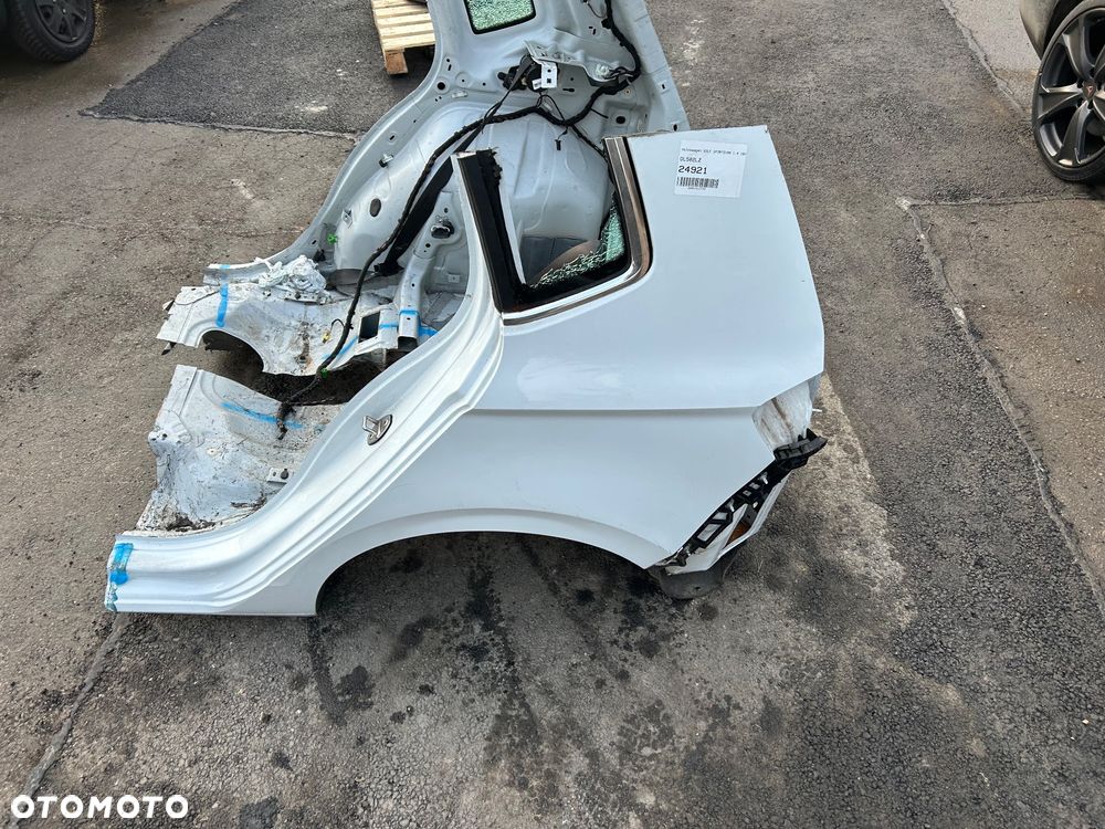 Volkswagen Golf VII sportsvan ćwiartka tył prawa lewa błotnik tył tylny - 1