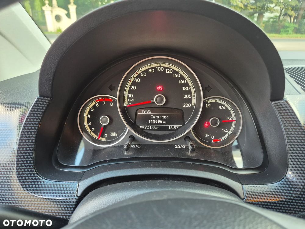 Volkswagen up! - 10