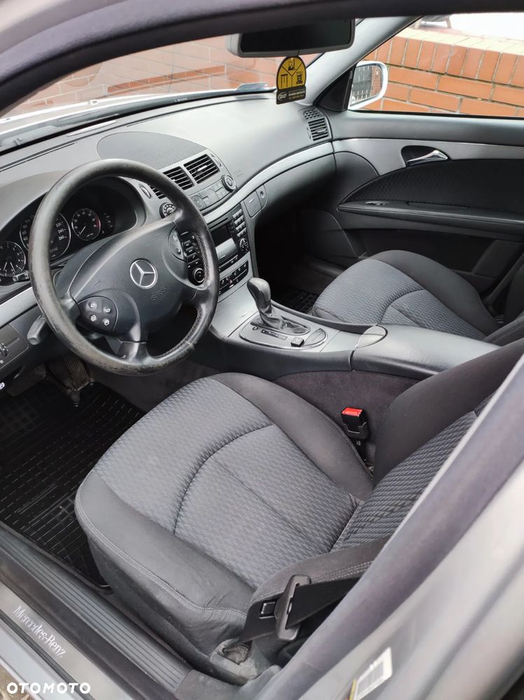 Mercedes-Benz Klasa E 200 T Kompressor Automatik Elegance - 6
