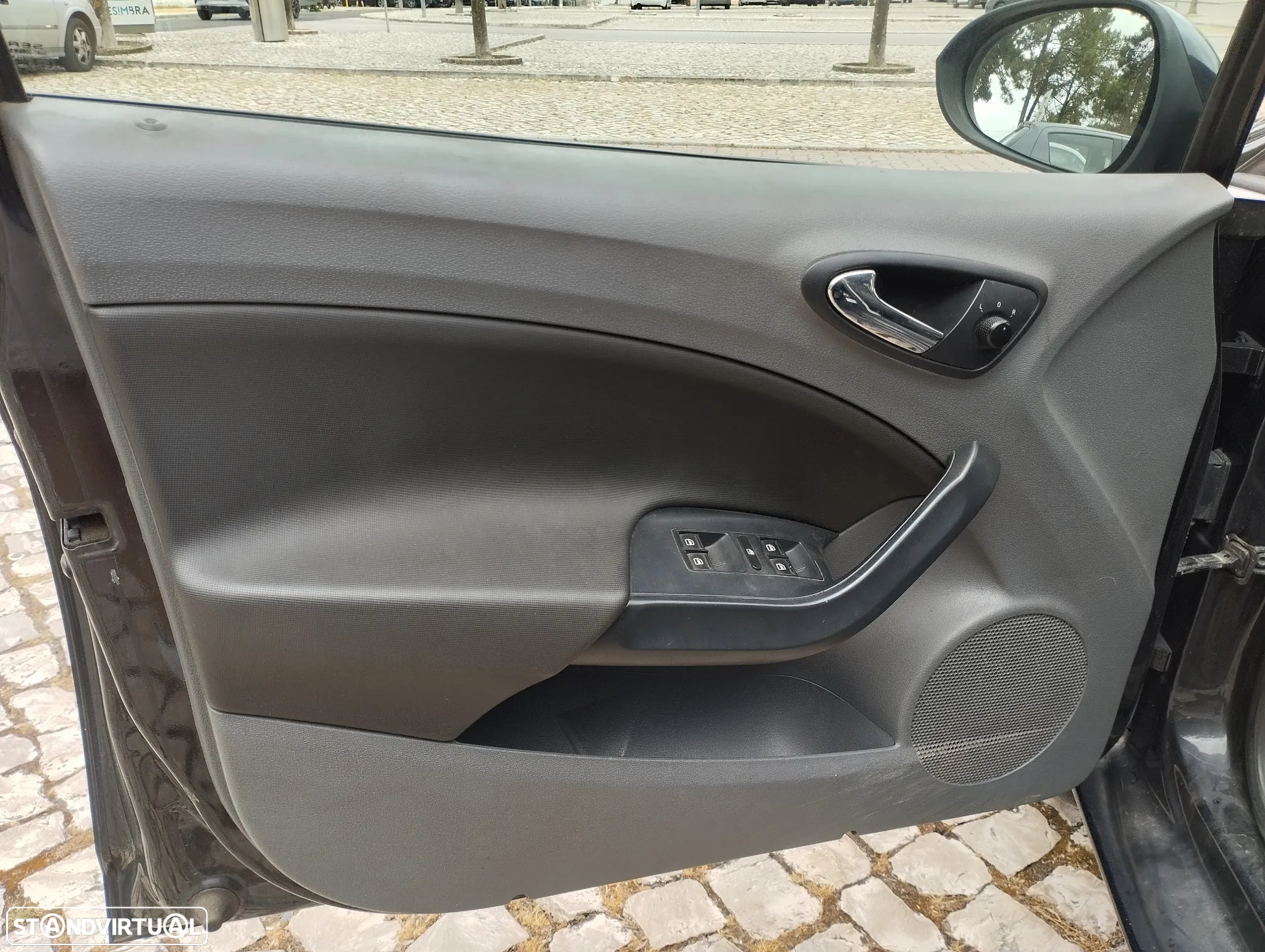 SEAT Ibiza 1.9 TDi Style DPF - 13