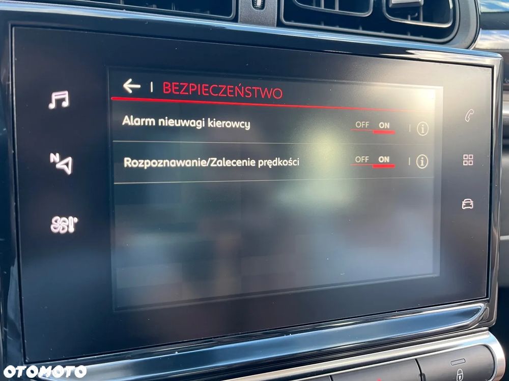 Citroën C3 Pure Tech 82 SHINE - 18