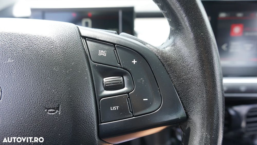 Citroën C4 Cactus 1.5 BlueHDi S&S BVM6 Live - 23
