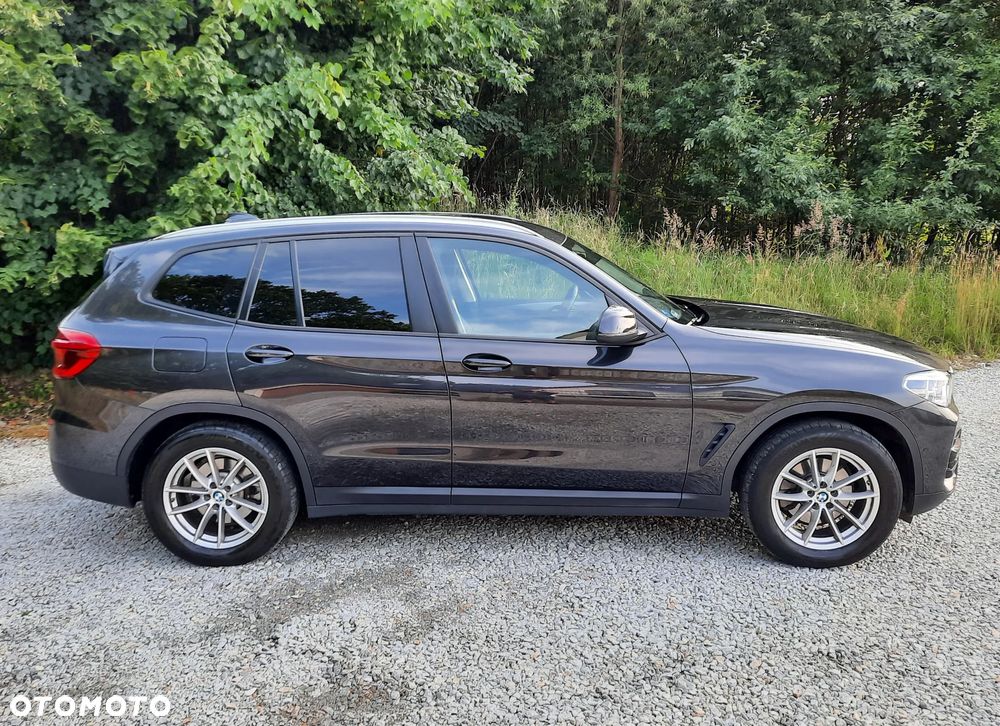 BMW X3 xDrive20i sport - 9