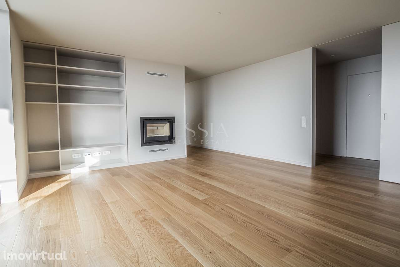 Apartamento  T3| Varanda e Terraço| Condomínio  com Ginásio e Piscina - Grande imagem: 5/40