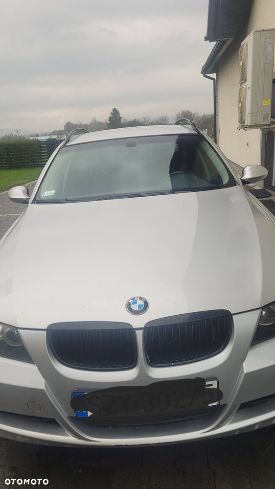 BMW Seria 3 318d DPF - 1
