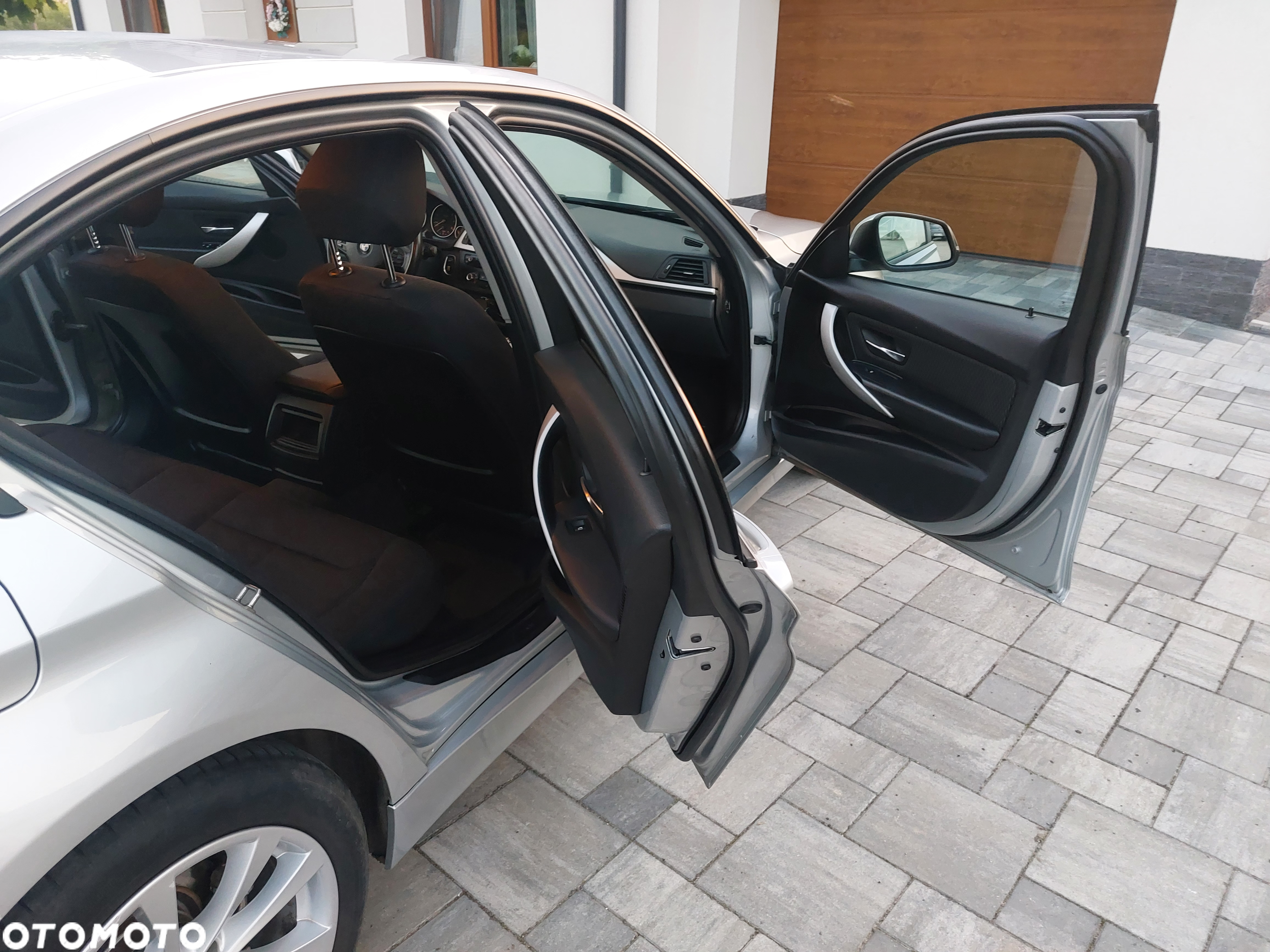 BMW Seria 3 316d - 8