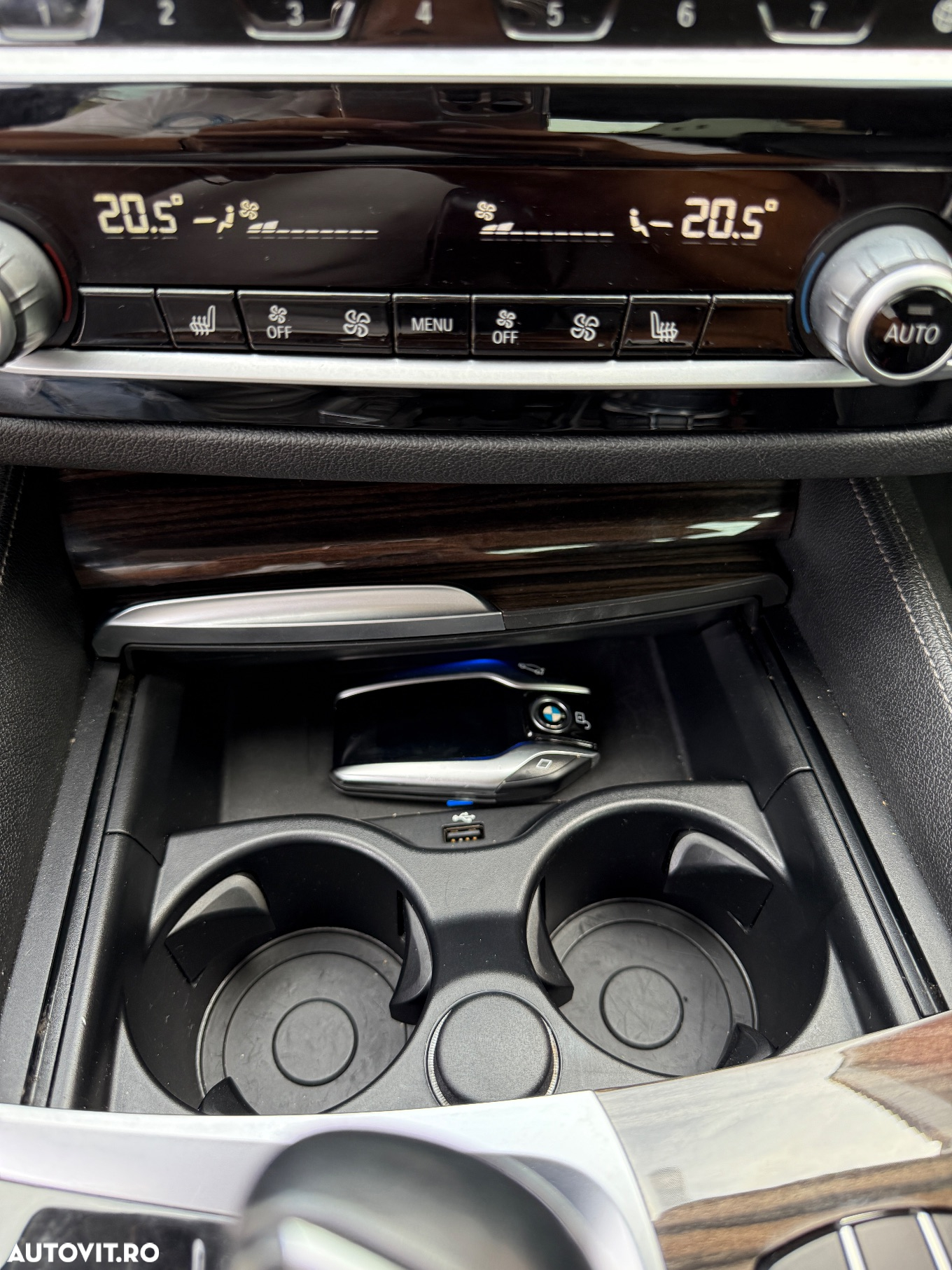 BMW Seria 5 520d AT - 14