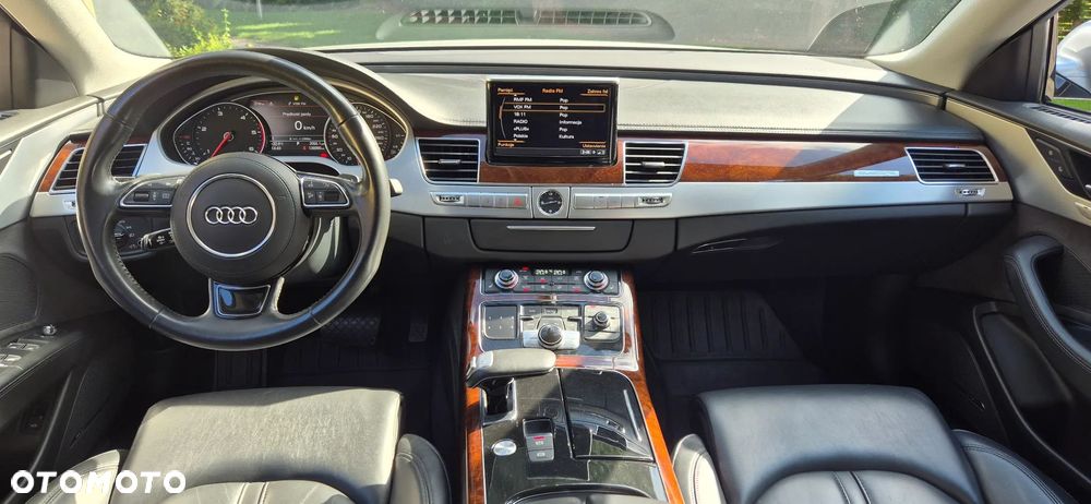Audi A8 - 7