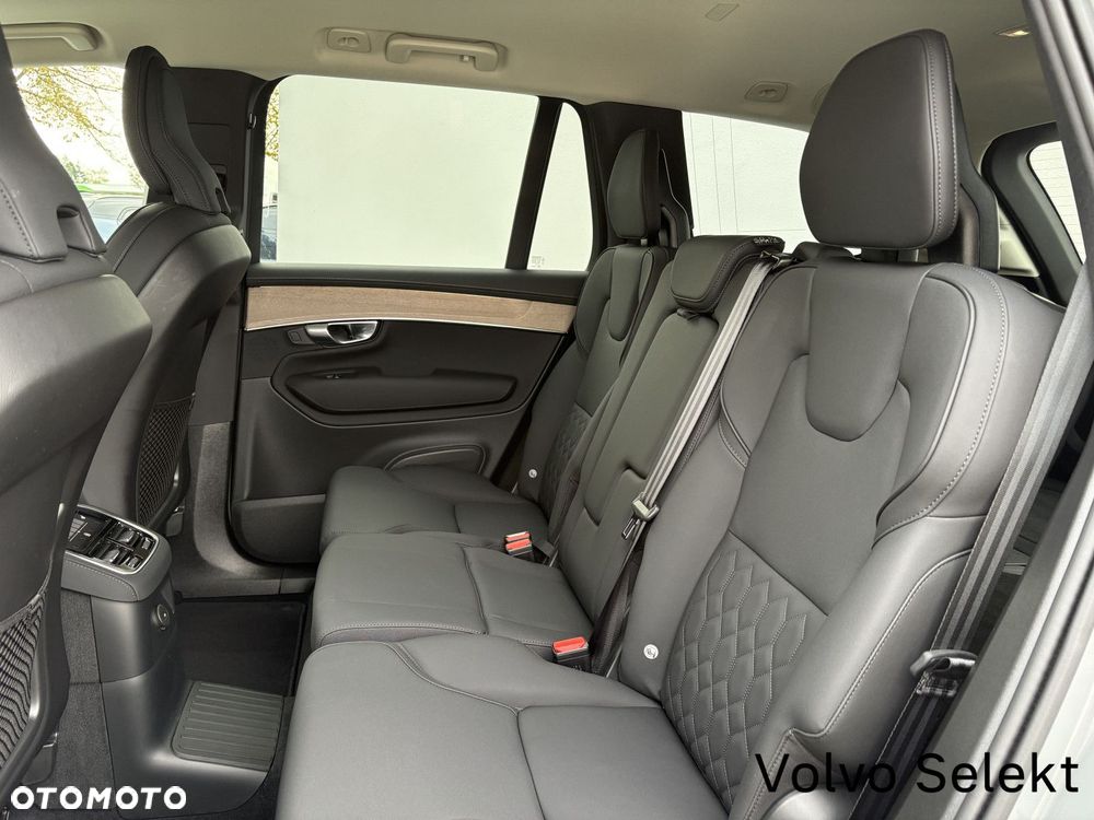 Volvo XC 90 - 23