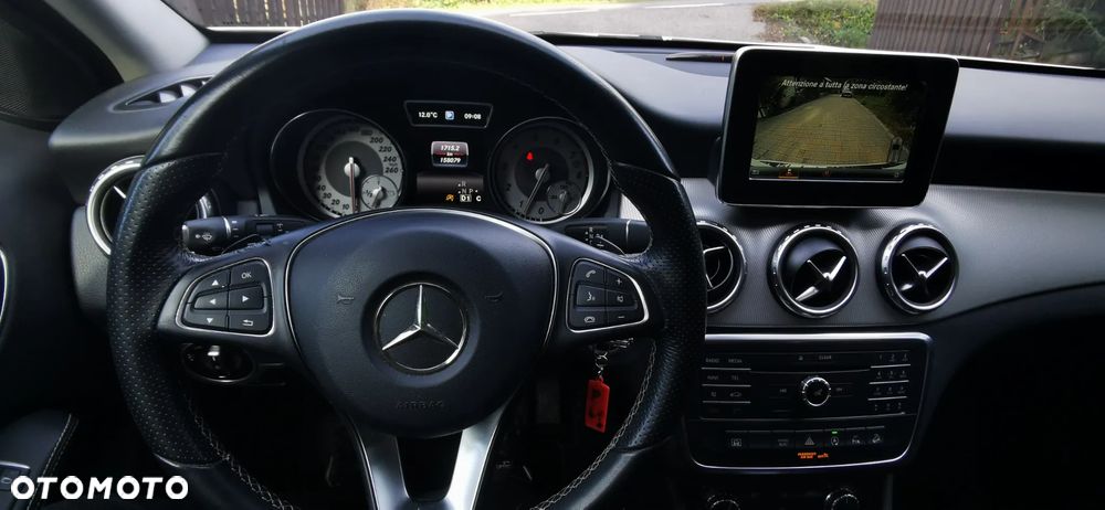 Mercedes-Benz GLA 250 4Matic 7G-DCT AMG Line - 21