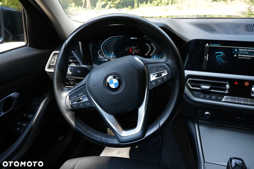 BMW Seria 3 - 11