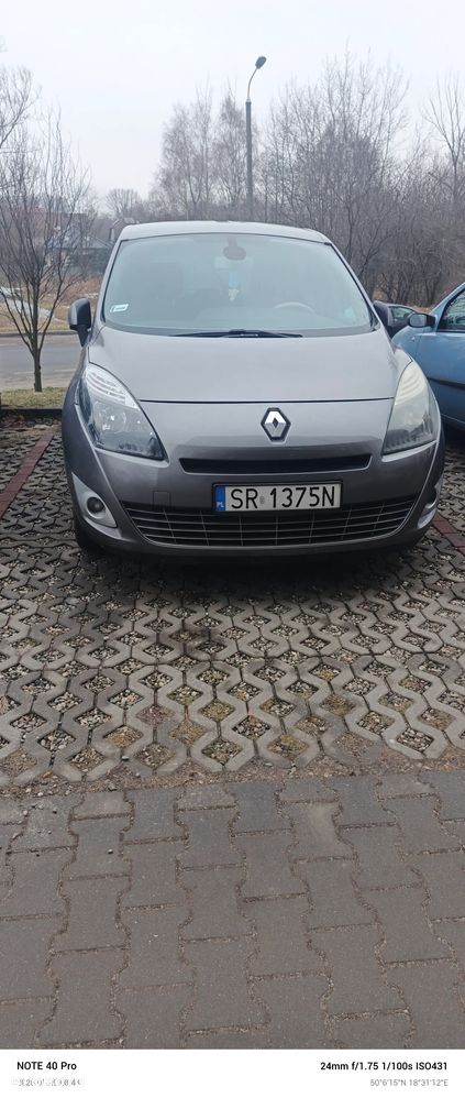 Renault Grand Scenic Gr 1.9 dCi Confort Expression - 1