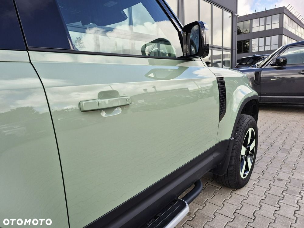 Land Rover Defender 90 D300 75th Limited Edition - 18