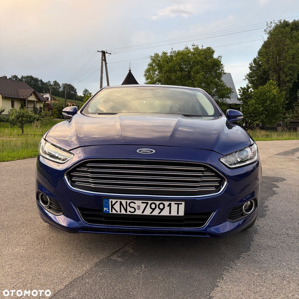 Ford Fusion - 4