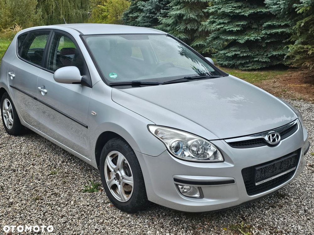 Hyundai i30 1.6 Premium - 1