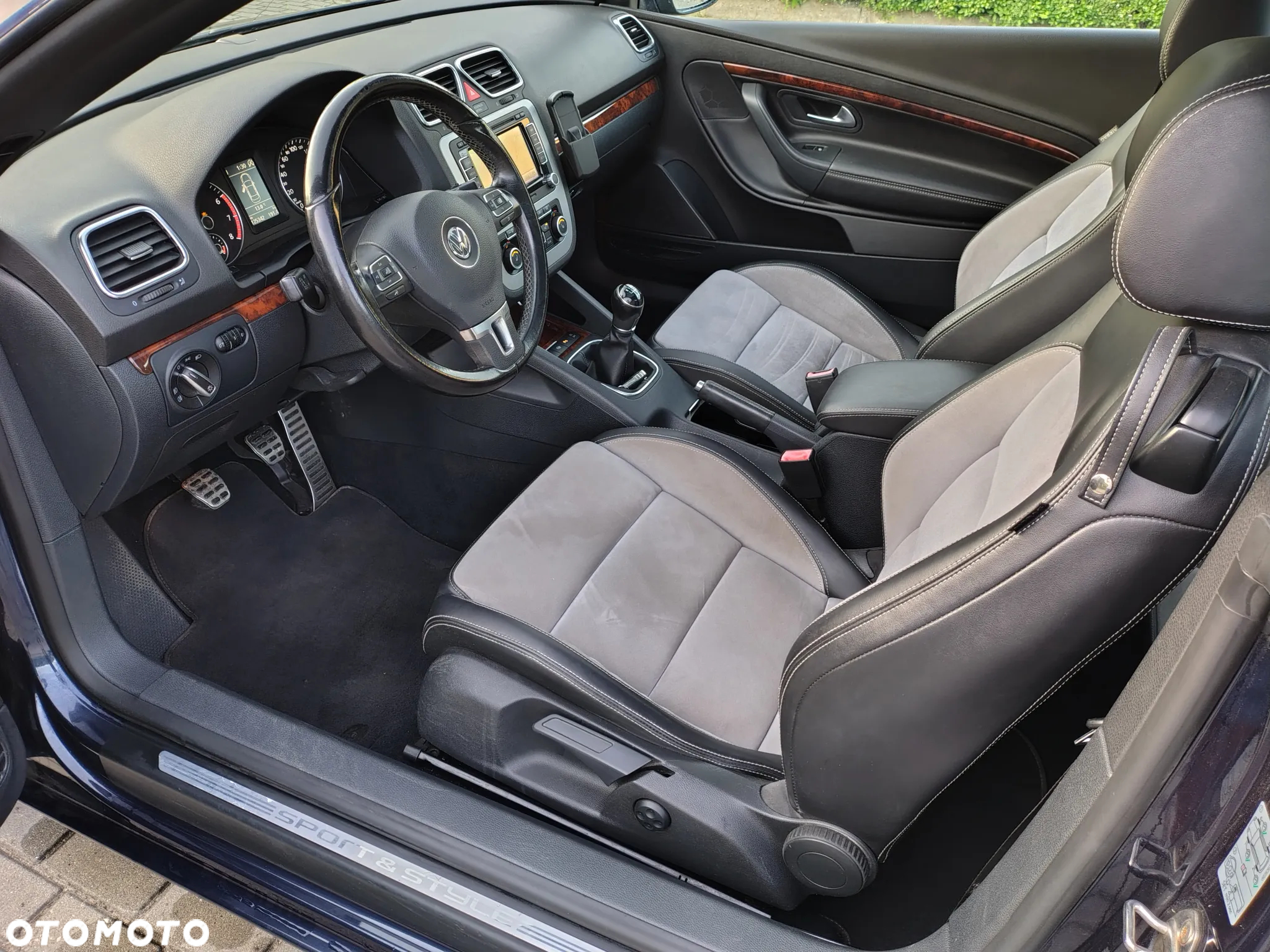 Volkswagen Eos 1.4 TSI BlueMotion Technology - 17