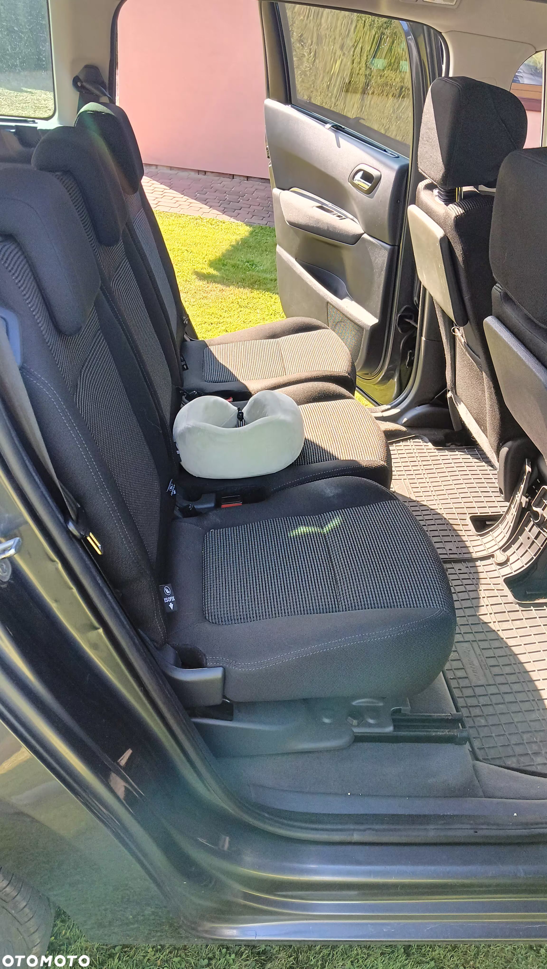 Peugeot 5008 - 8
