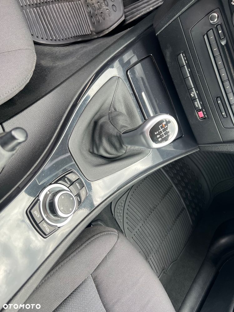 BMW Seria 3 320d xDrive - 18